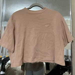 Nike pale Pink Cropped Shirt
